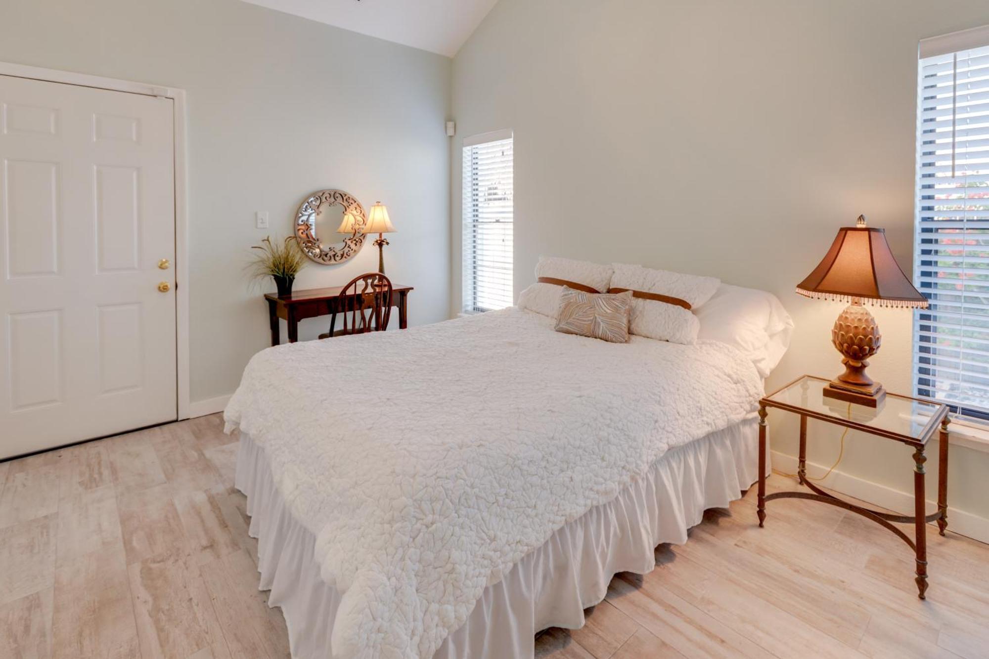 Cape Canaveral Escape With Grill Walk To Beach! Exterior photo